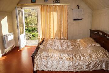 Фото номера Двухместный номер с 1 кроватью и балконом Гостевой дом Areni House B&amp;B г. Арени 3
