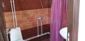 Фото номера Трехместный номер с основными удобствами Гостевой дом Areni House B&amp;B г. Арени 6