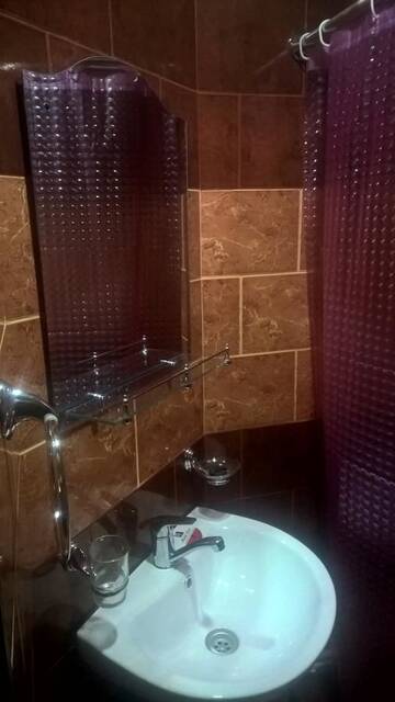 Фото номера Бюджетный двухместный номер с 1 кроватью Гостевой дом Areni House B&amp;B г. Арени 7